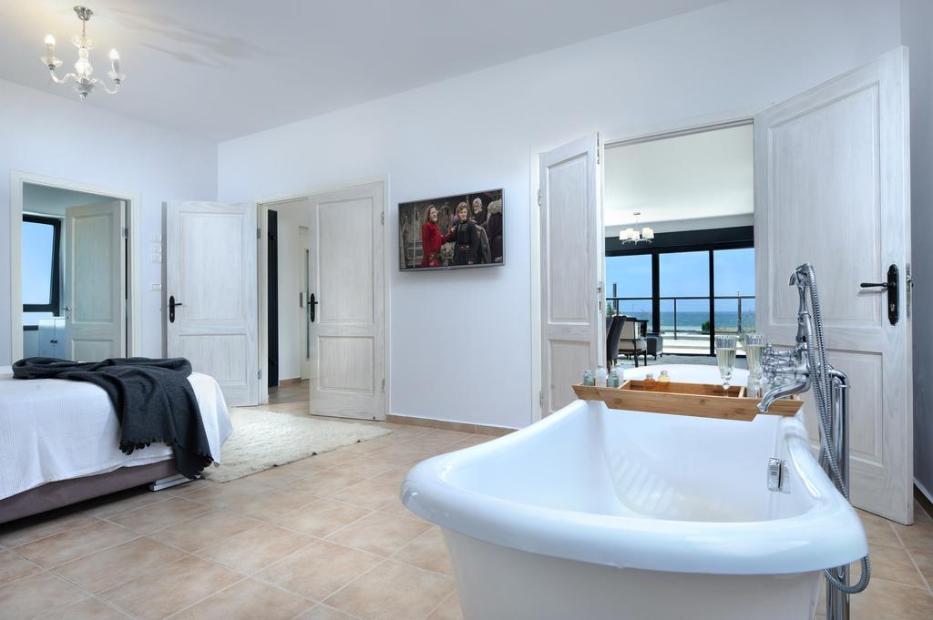 Yamim Suites On The Beach Shavei Tzion Eksteriør billede