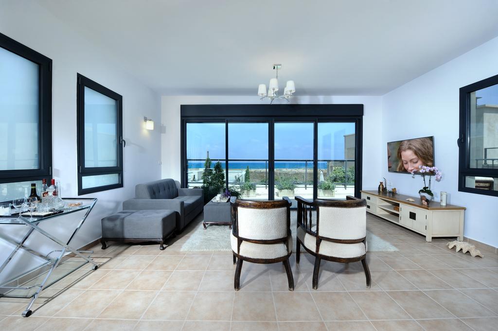 Yamim Suites On The Beach Shavei Tzion Eksteriør billede